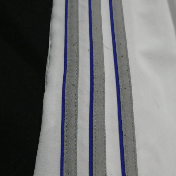 ADIDAS | 2XL | White Exercise Pants With Pockets and Grey and Blue Stripes | GUC - Picture 14 of 15